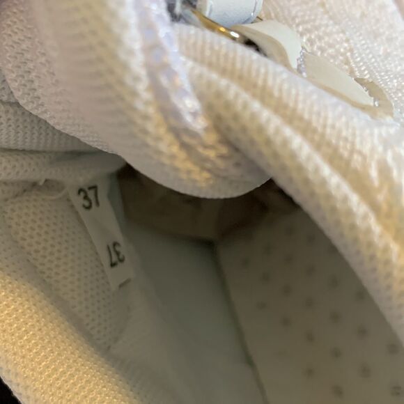 Size 37 (6.5) white sneaker shoes - Picture 8 of 10